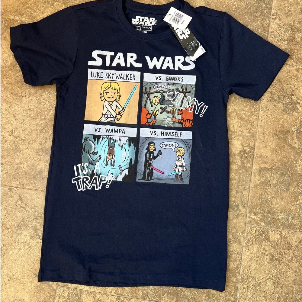 Star Wars Navy color graphic Crew Neck T-shirt. NWT Men's size S